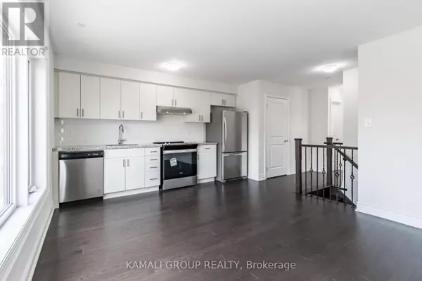 Toronto (rustic), ON M6L0A4,3 Wild Rose GDNS #UPPER