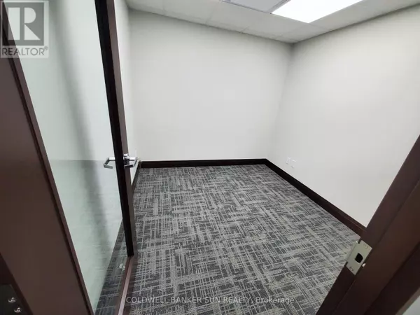 Mississauga (northeast), ON L5T0B3,1200 Derry RD East #7