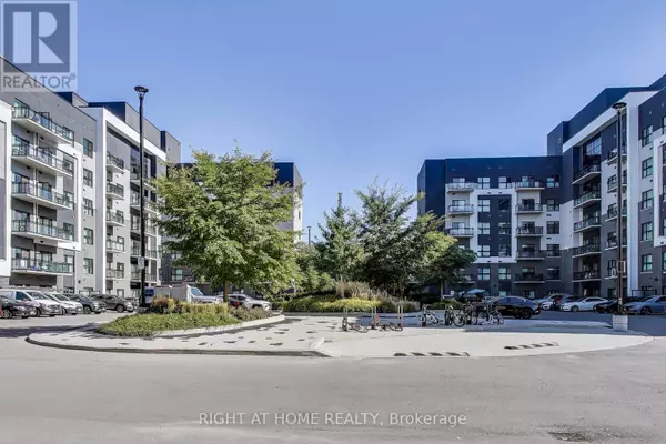 Oakville (go Glenorchy), ON L6H0X2,102 Grovewood Common CIR #401
