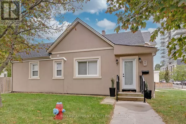 519 Elizabeth ST #2, Burlington (brant), ON L7R2M4