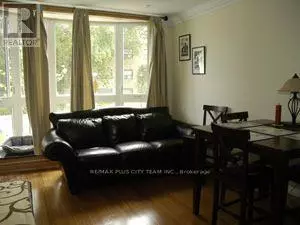 Toronto (long Branch), ON M8W1M5,28 Villa RD #Main