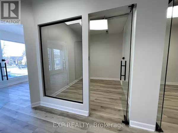 230 Lakeshore RD East #205-5A, Mississauga (port Credit), ON L5G1G7