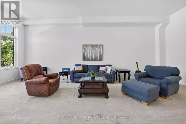 Caledon (caledon East), ON L7C3X1,10 MCCARDY COURT