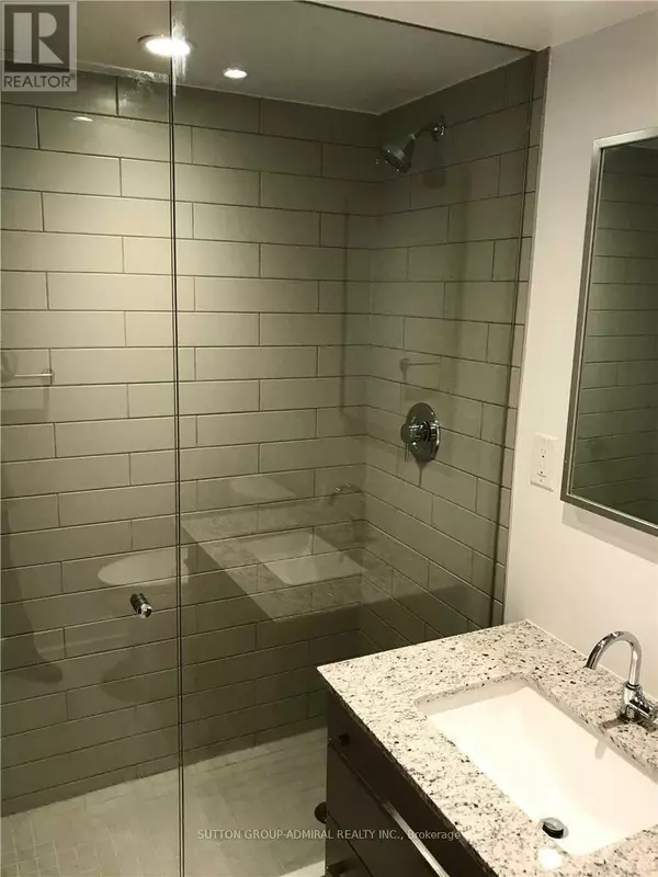 Toronto (yorkdale-glen Park), ON M6A1N6,160 Flemington RD #526