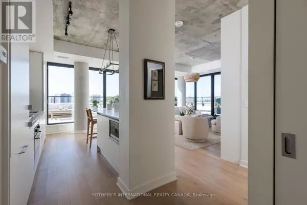 Toronto (junction Area), ON M6P0C3,2720 Dundas ST West #903