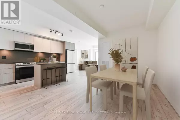 Oakville (br Bronte), ON L6L3C1,133 Bronte RD #B0720