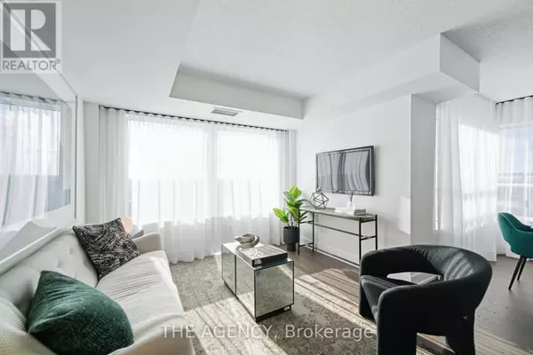 10 Eva RD #2104, Toronto (etobicoke West Mall), ON M9C0B3