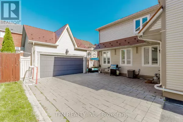Mississauga (meadowvale Village), ON L5W1E7,7108 GABLEHURST CRESCENT