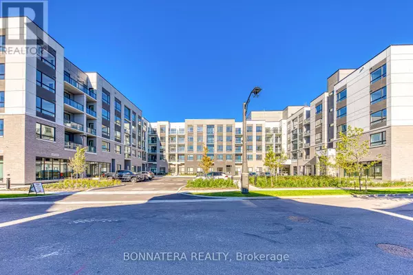 Oakville (oa Rural Oakville), ON L6M1L3,3250 Carding Mill TRL #106