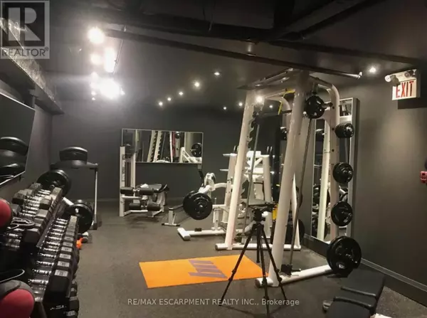 Burlington (brant), ON L7R0A5,2099 BATES COMMON