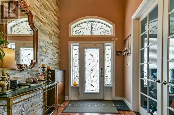 Brampton (credit Valley), ON L6X0W5,12 FORT WILLIAMS UPPER DRIVE