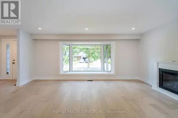 Oakville (fd Ford), ON L6J5R4,2296 DEVON ROAD