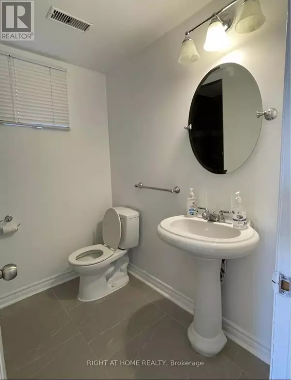 Brampton (madoc), ON L6V3A8,16 Prouse DR #Lower