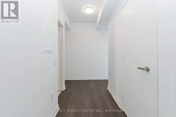 Mississauga (city Centre), ON L5B0M3,3900 Confederation Pkwy #3911