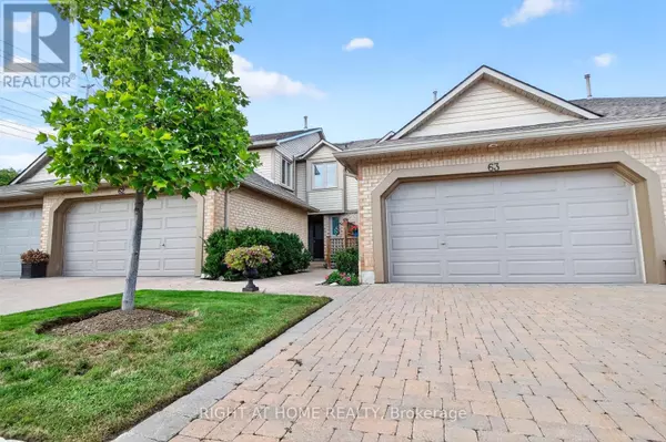 Mississauga (central Erin Mills), ON L5M4N3,1725 The Chase #63