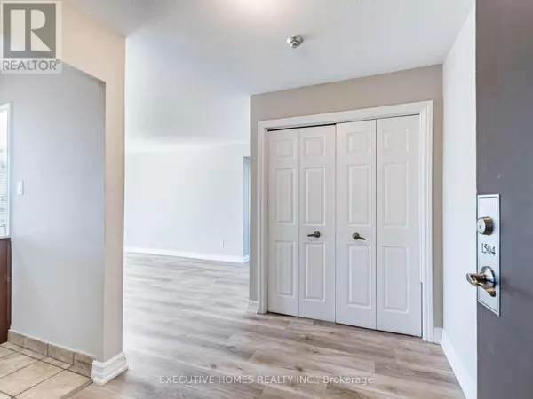 Mississauga (hurontario), ON L5R3R4,4450 Tucana CT #1504