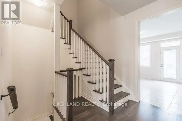 Oakville (jm Joshua Meadows), ON L6H0S1,436 WHEAT BOOM DRIVE