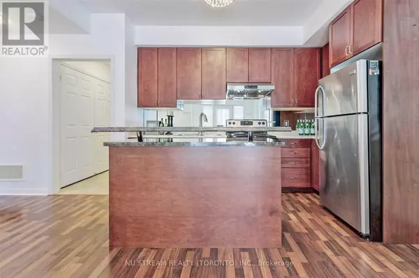 Mississauga (central Erin Mills), ON L5M0S4,2891 Rio CT #22