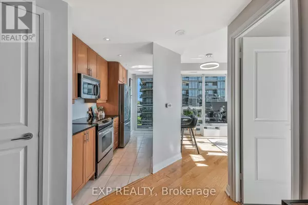 Mississauga (clarkson), ON L5J0A3,1055 Southdown RD #611