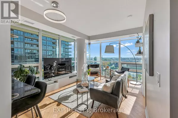 1055 Southdown RD #611, Mississauga (clarkson), ON L5J0A3