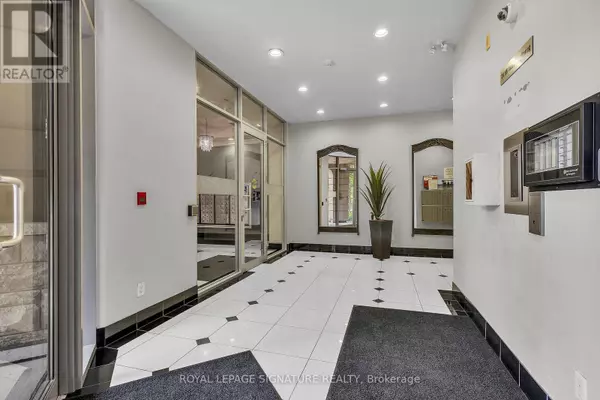 Burlington (orchard), ON L7L0E9,5327 Upper Middle RD West #504