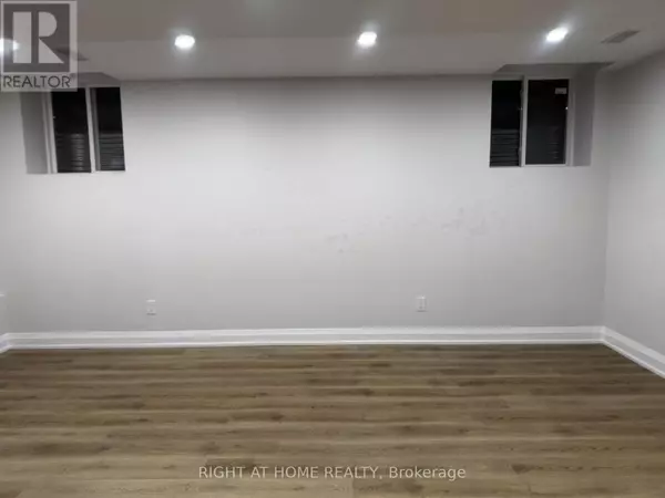 Brampton (bram West), ON L6Y0C3,15 PERDITA ROAD