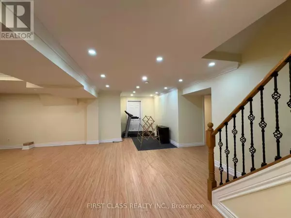 Oakville (ga Glen Abbey), ON L6M1K9,1200 RUSHBROOKE DR #Lower