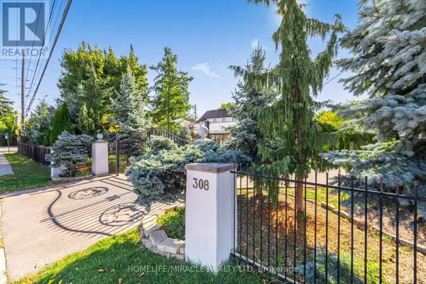 Oakville (wo West), ON L6L4A4,308 THIRD LINE