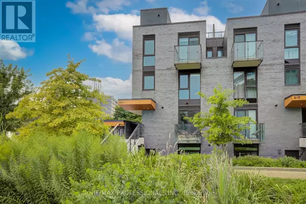 Toronto (edenbridge-humber Valley), ON M8X0B3,10 Brin DR #TH3