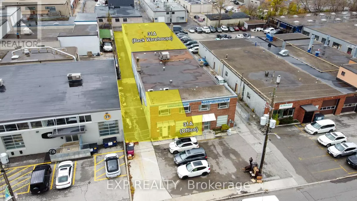 Toronto (brookhaven-amesbury), ON M6M2W1,31 Milford AVE #A