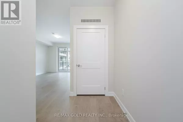 Oakville (jm Joshua Meadows), ON L6H7X9,3220 William Coltson AVE East #817