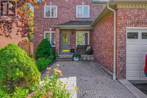 Caledon (bolton North), ON L7E1H8,148 TAYLORWOOD AVENUE