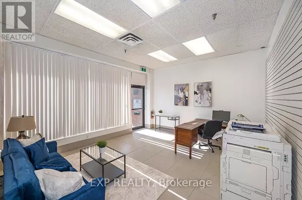 Mississauga (northeast), ON L4W4P3,5775 Atlantic DR #17