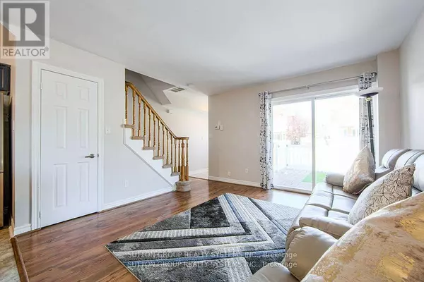 Burlington (uptown), ON L7L6R9,1701 Lampman AVE #406