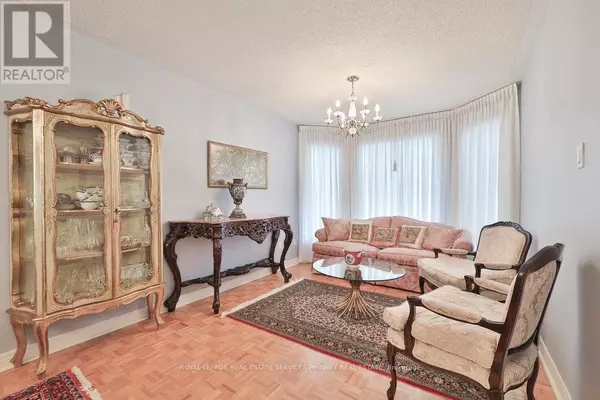 Mississauga (hurontario), ON L5R3J6,5310 SHACKLETON WAY