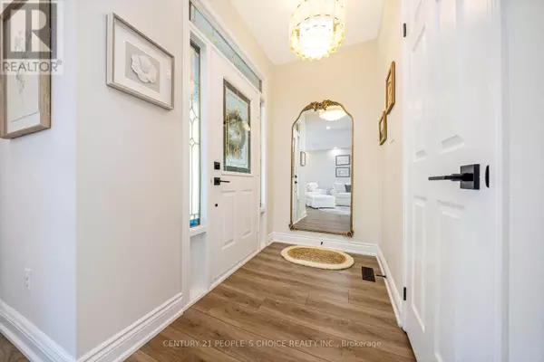 Oakville (ro River Oaks), ON L6H6N1,170 ROXTON ROAD