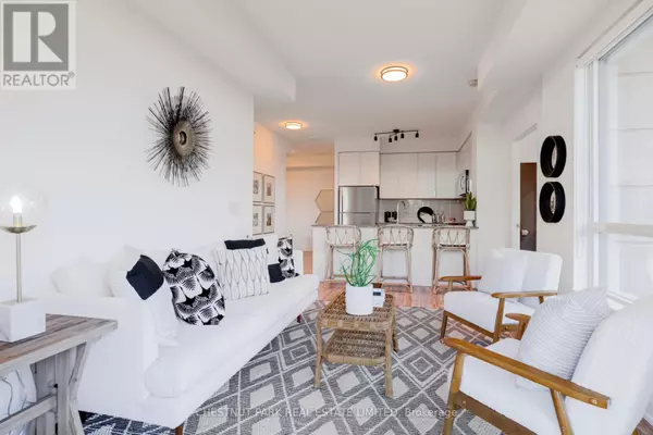 Toronto (west Humber-clairville), ON M9W0E7,840 Queens Plate DR #205