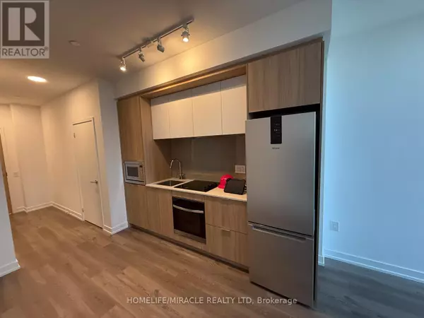 Mississauga (city Centre), ON L5B0P6,395 Square One DR #607