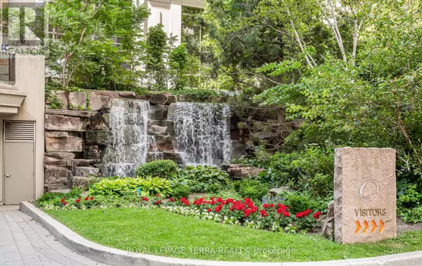 Mississauga (city Centre), ON L5B4P5,3888 Duke Of York BLVD #430