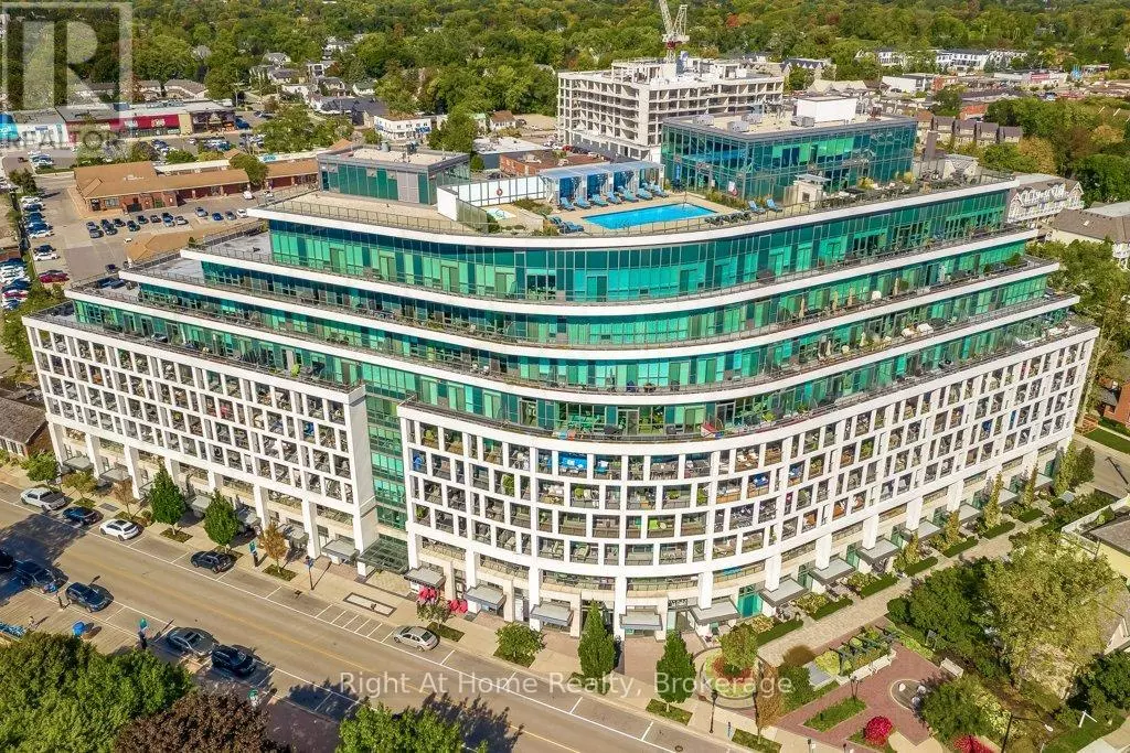 Oakville (br Bronte), ON L6L0E1,11 Bronte RD #201