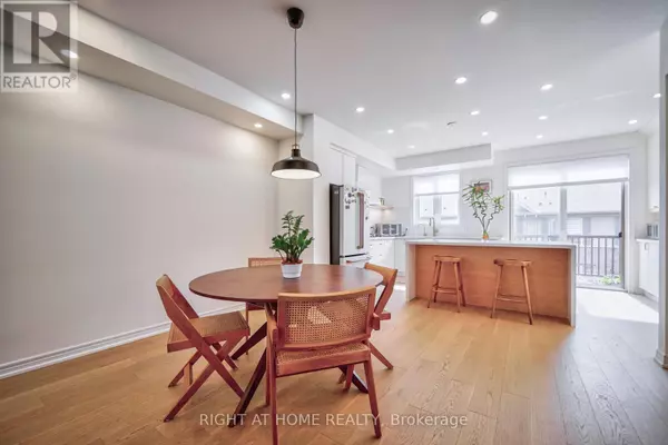 Oakville (jm Joshua Meadows), ON L6H0R2,422 BELCOURT COMMON