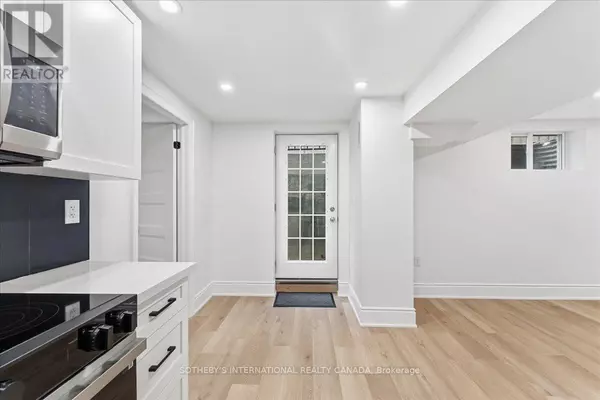 Oakville (ga Glen Abbey), ON L6M2M5,1209 Woodview DR #Bsmt