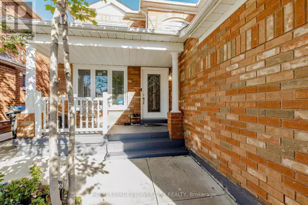 Brampton (sandringham-wellington), ON L6R1E2,30 FOXTAIL ROAD