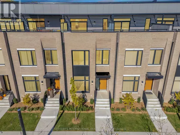 Mississauga (port Credit), ON L5H0B2,60 Lou Parsons Way DR #TH 85