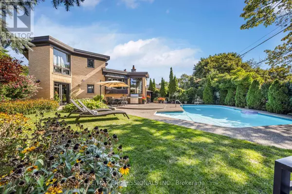 16 WOODPARK ROAD, Toronto (willowridge-martingrove-richview), ON M9P1L9