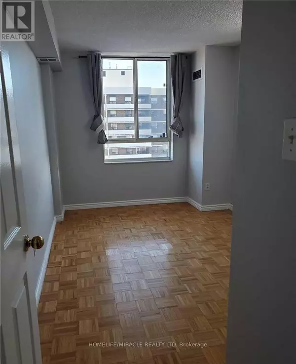 Brampton (queen Street Corridor), ON L6T4T4,5 Lisa ST #1412