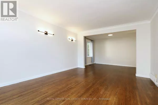 Mississauga (port Credit), ON L5H2P3,13 Benson AVE #Main Floor