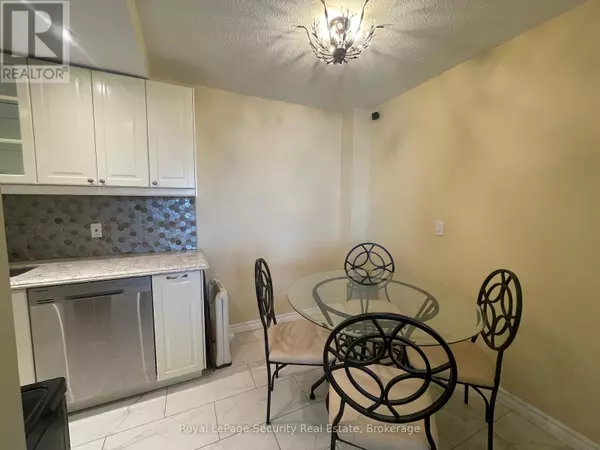 Mississauga (cooksville), ON L5B2H6,2556 Argyle RD #805