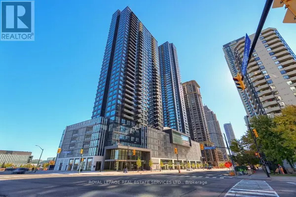 Mississauga (city Centre), ON L4B0C6,395 Square One DR #502