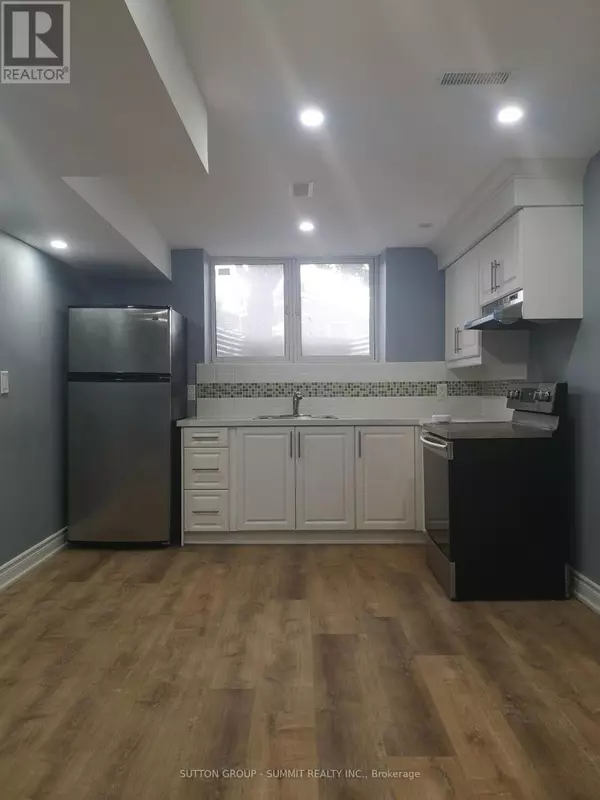 Brampton (brampton East), ON L6W3B7,LOWER LEVEL - 46 SHARON COURT